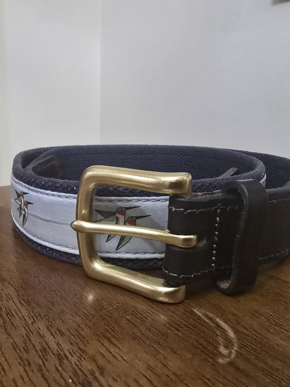 Vineyard Vines Hummingbird Light Blue Canvas Leather Belt Size 36 Navy Brass USA